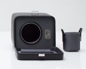 Wolf Windsor Watch Winder with cover in Black