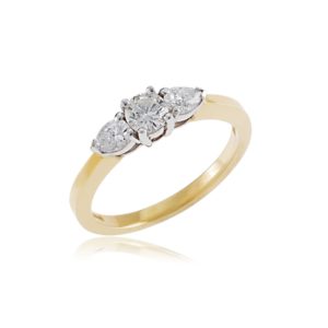 18ct Yellow gold brilliant & pear cut diamond 3 stone ring