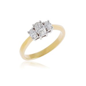 18ct Yellow gold oval brilliant cut diamond 3 stone ring.
