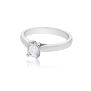 18ct White gold emerald cut solitaire diamond ring