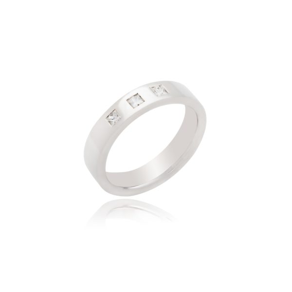 18ct White gold 3 Stone Princess Cut Gents Wedding Band