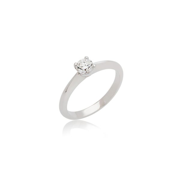 18ct White gold brilliant cut diamond ring.