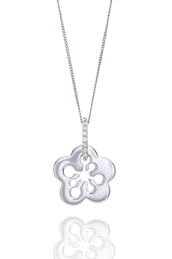 18ct White gold floral style diamond pendant