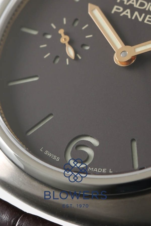 Titanium Panerai Radiomir PAM 00322