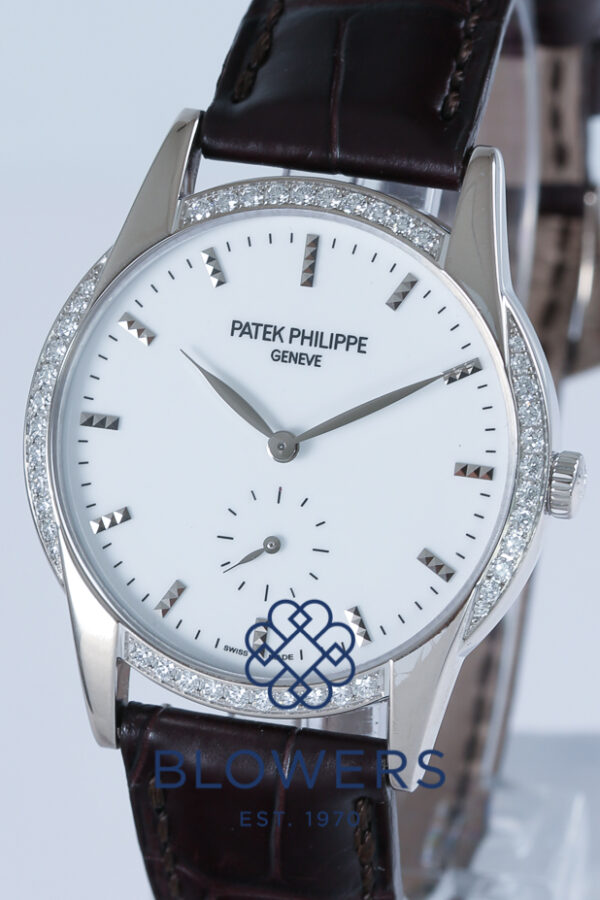Patek Philippe Ladies' Calatrava 7122/200G-001