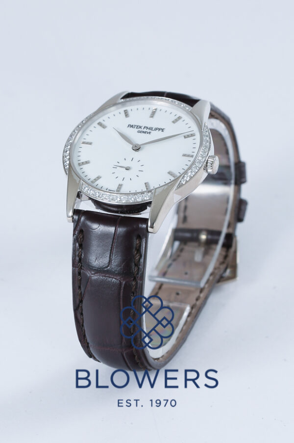 Patek Philippe Ladies' Calatrava 7122/200G-001