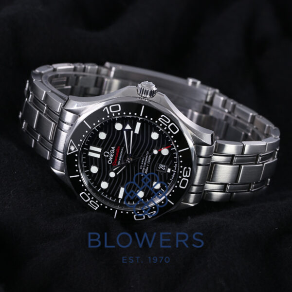 Omega Seamaster Diver 300m 210.30.42.20.01.001