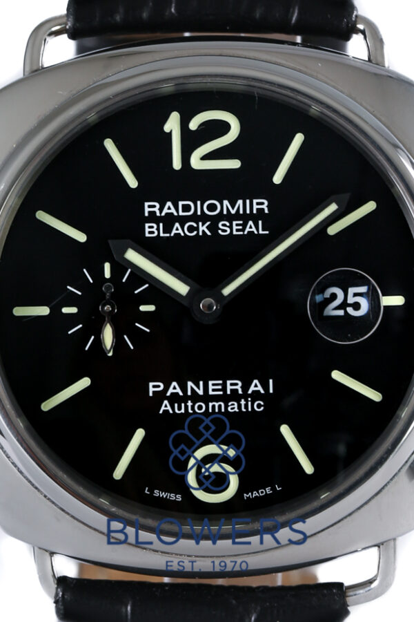 Panerai Radiomir Blackseal PAM 00287