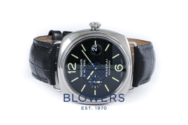 Panerai Radiomir Blackseal PAM 00287