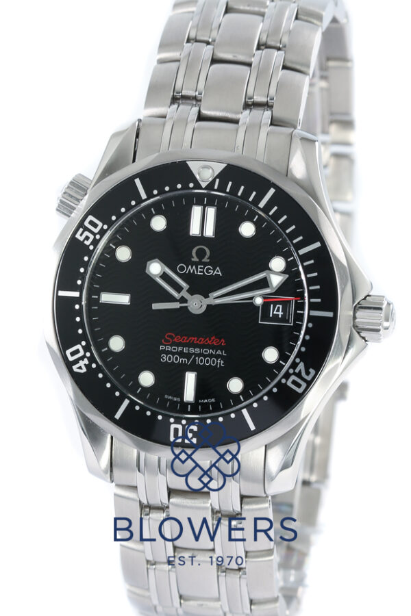 Omega Seamaster Professional Diver 300m mid-size 212.30.36.61.01.001