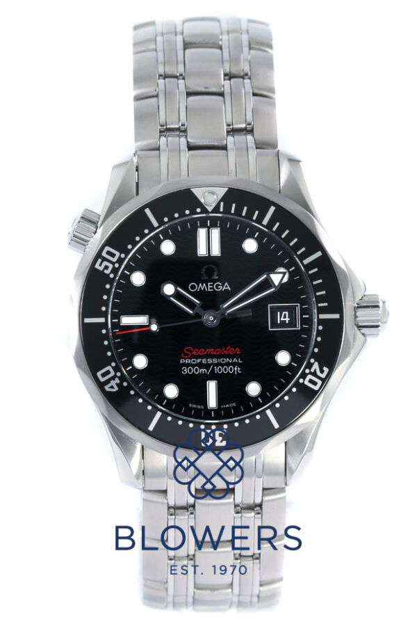 Omega Seamaster Professional Diver 300m mid-size 212.30.36.61.01.001