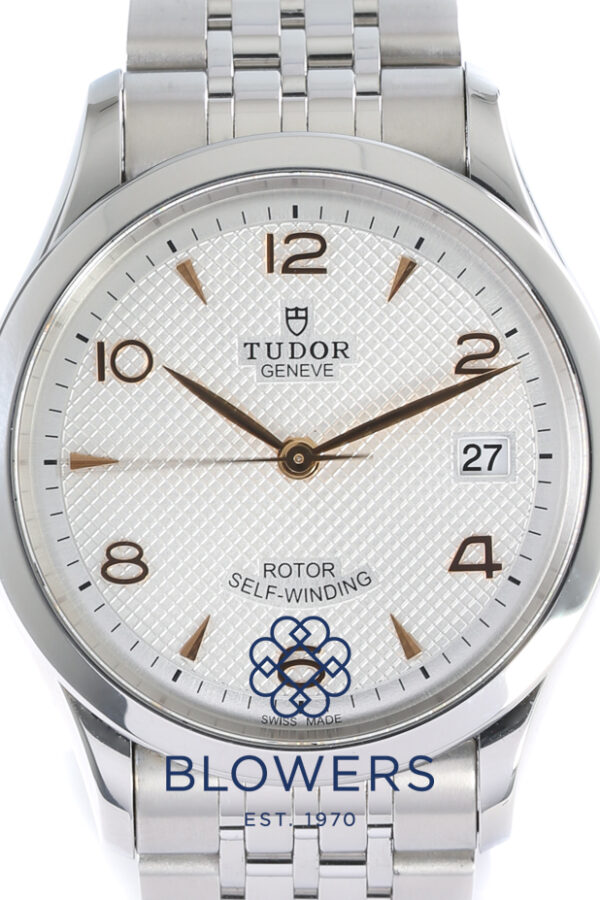 Tudor Glamour Date 91450