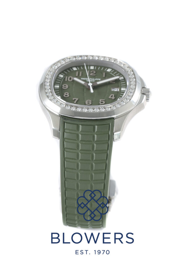 Patek Philippe Ladies Aquanaut Luce 5267/200A-0011