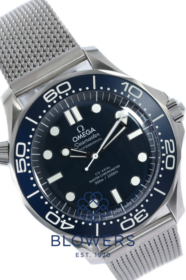 Omega James Bond 60th Anniversary Seamaster Diver 300m 210.30.42.20.03.002