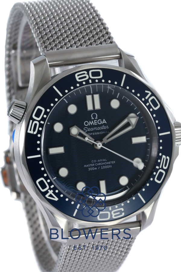 Omega James Bond 60th Anniversary Seamaster Diver 300m 210.30.42.20.03.002