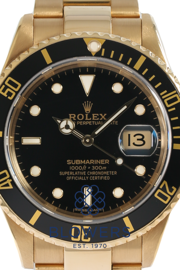 Rolex Oyster Perpetual Submariner Date 16618LN