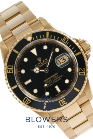 Rolex Oyster Perpetual Submariner Date 16618LN