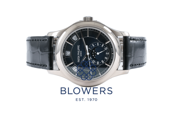 Patek Philippe 18ct White Gold Annual Calendar 5205G-013