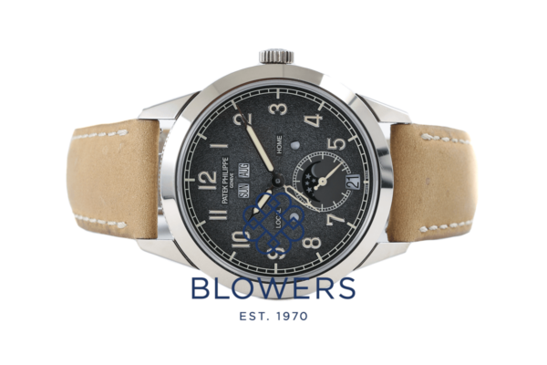 Patek Philippe Calatrava Annual Calendar and Travel Time 5326G-001