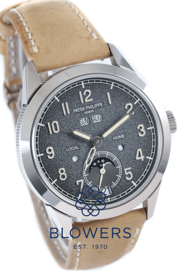 Patek Philippe Calatrava Annual Calendar and Travel Time 5326G-001