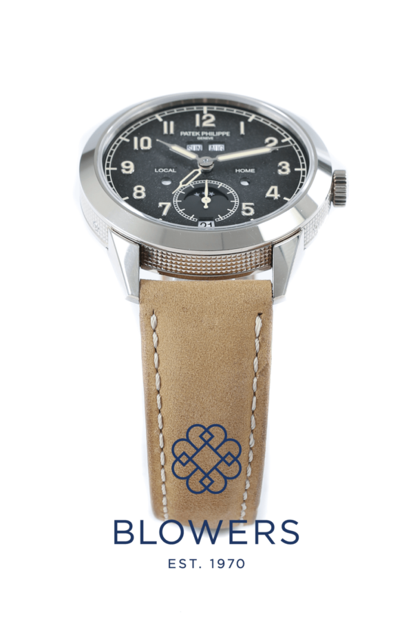 Patek Philippe Calatrava Annual Calendar and Travel Time 5326G-001
