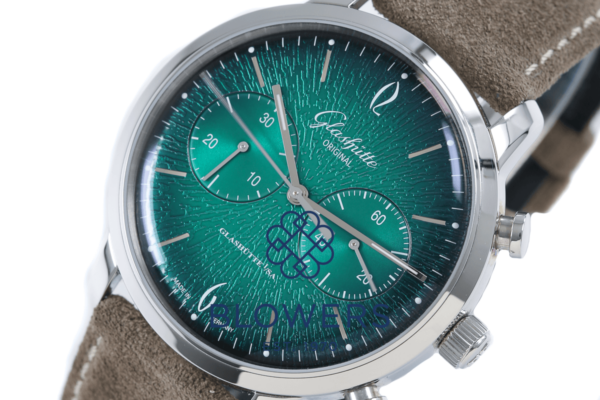 Glashutte Original Sixties Chronograph Annual Edition 1-39-34-05-22-04