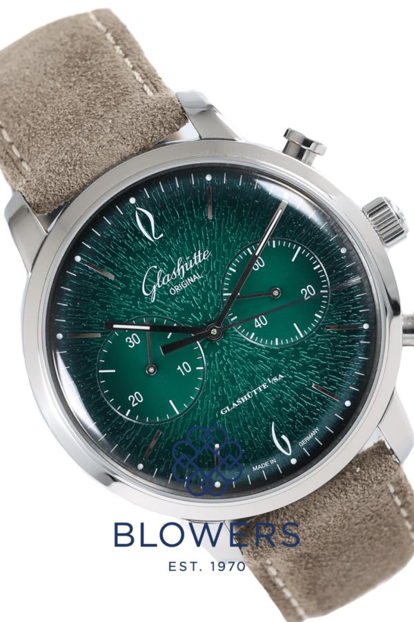 Glashutte Original Sixties Chronograph Annual Edition 1-39-34-05-22-04