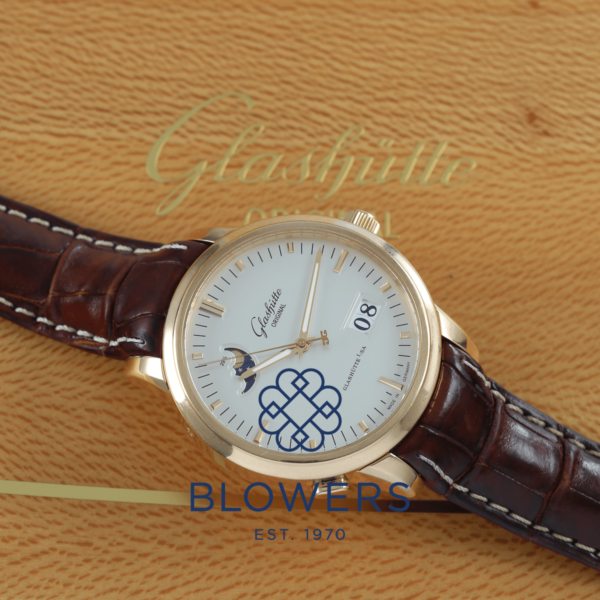 Glashutte Senator Panorama Date Moonphase 100-04-11-01-04