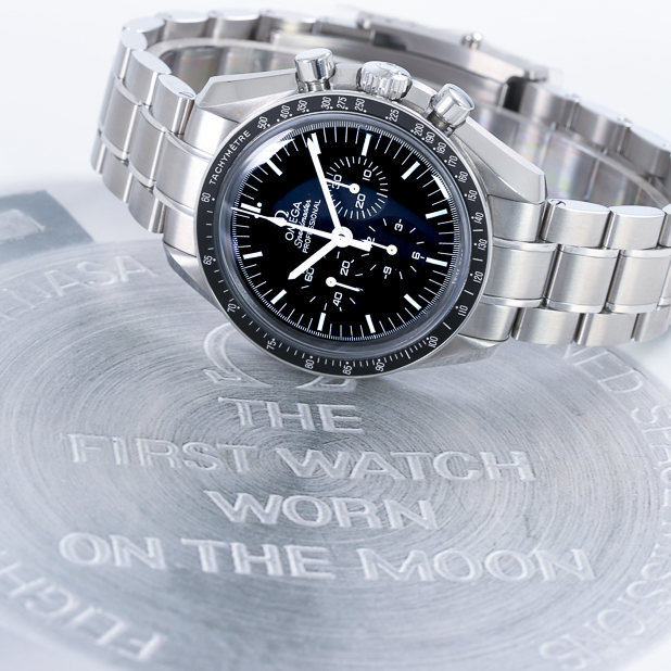 OMEGA-speedmaster-professional-first-watch-on-moon-best-omega-watches-for-investment-FEATURE.