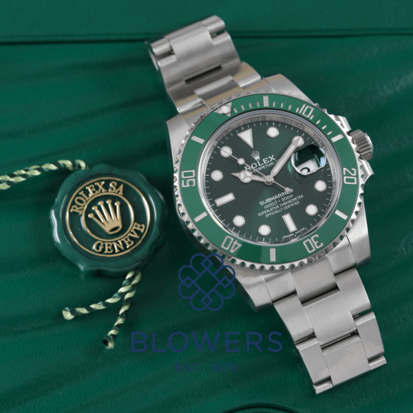 Rolex Submariner Date 116610LV "Hulk"