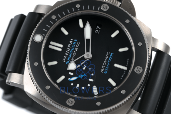 Panerai Luminor Submersible PAM01389