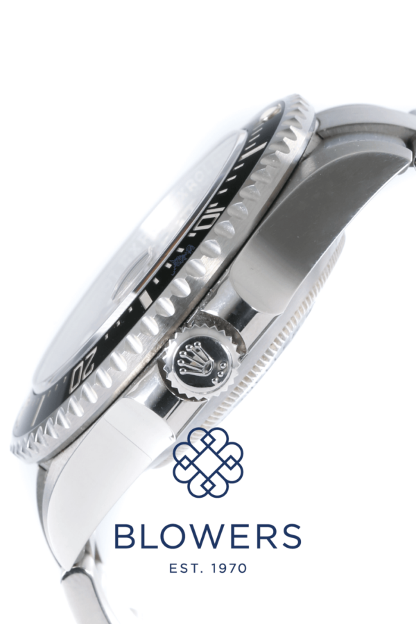 Rolex Oyster Perpetual Sea-Dweller 126600