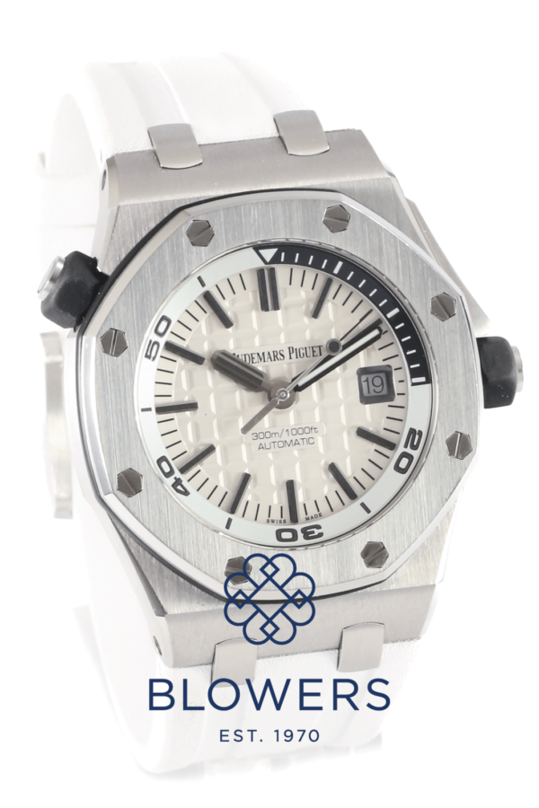 Audemars Piguet Royal Oak Offshore Diver 15710ST.OO.A002CA.02