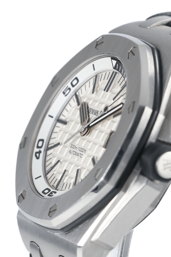 Audemars Piguet Royal Oak Offshore Diver 15710ST.OO.A002CA.02