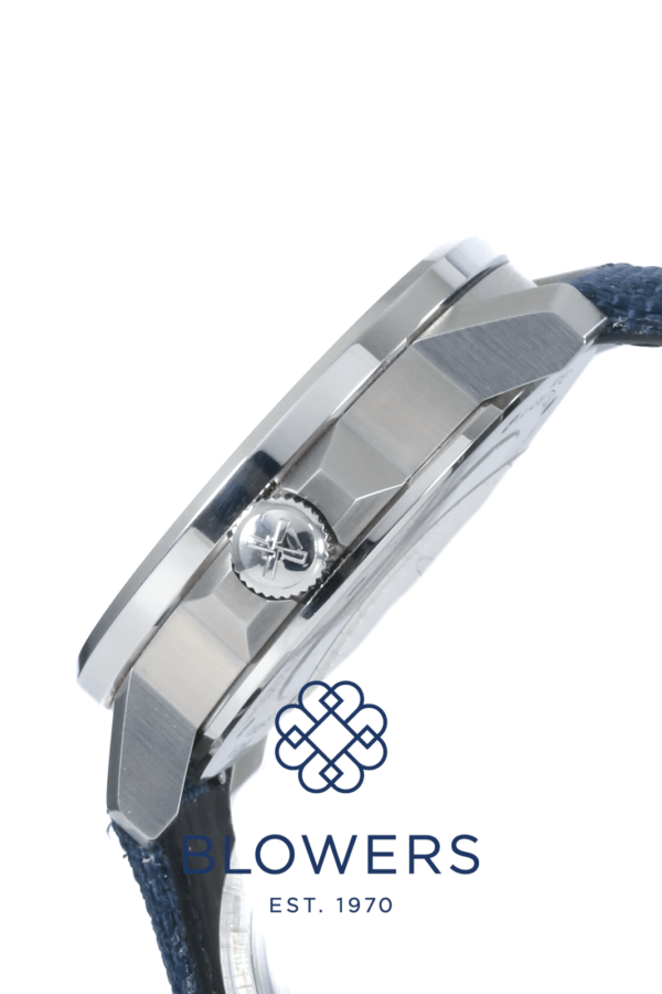 Muhle Glashutte Pointer Date M1 25-32-CB