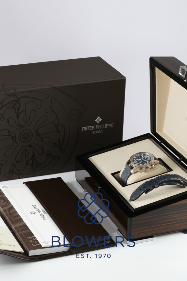 Patek Philippe Calatrava Pilot Travel Time 5924G-001