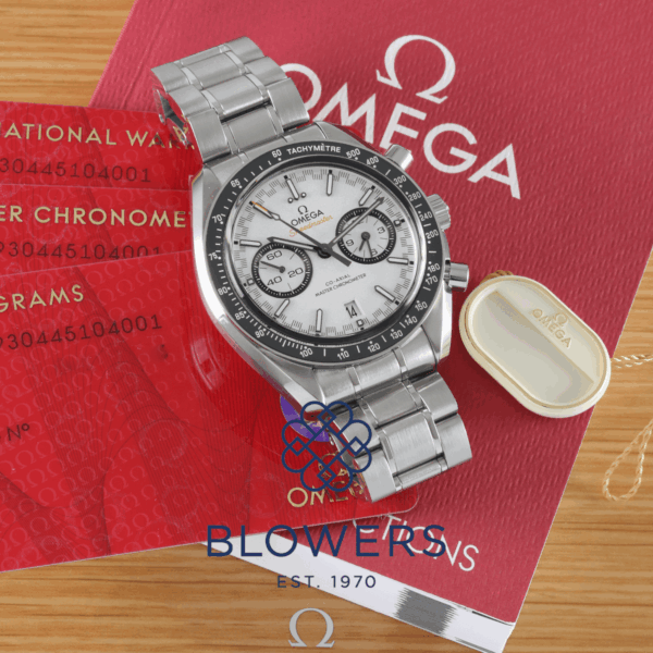 Omega Speedmaster Racing 329.30.44.51.04.001