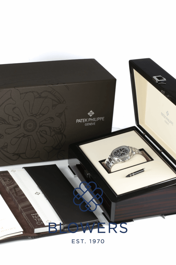Patek Philippe Nautilus 5990/1A-001