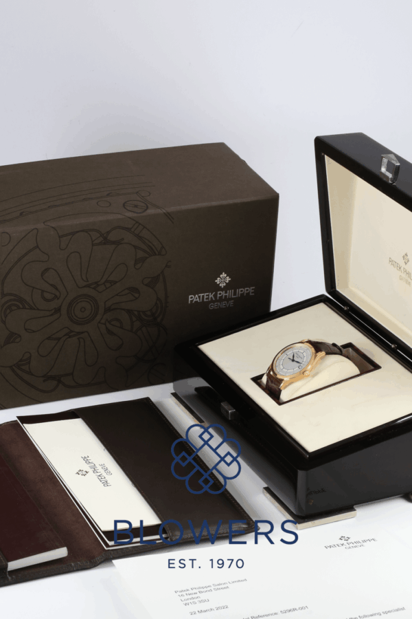 Patek Philippe Calatrava 5296R-001