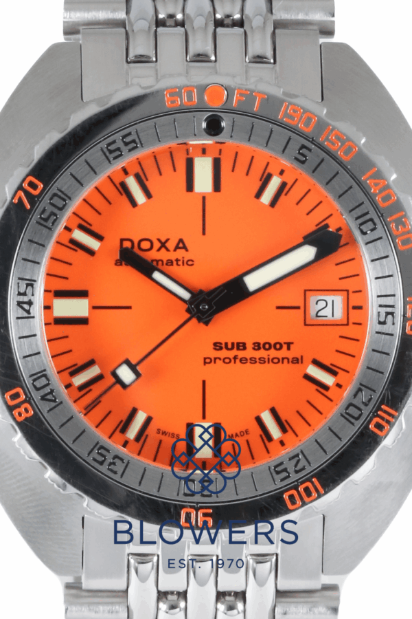 DOXA Sub 300T Professional 8864 0537