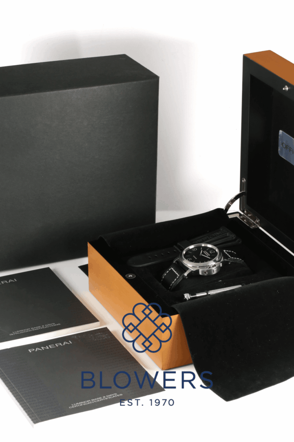 Panerai Luminor Base 8 Days PAM00560