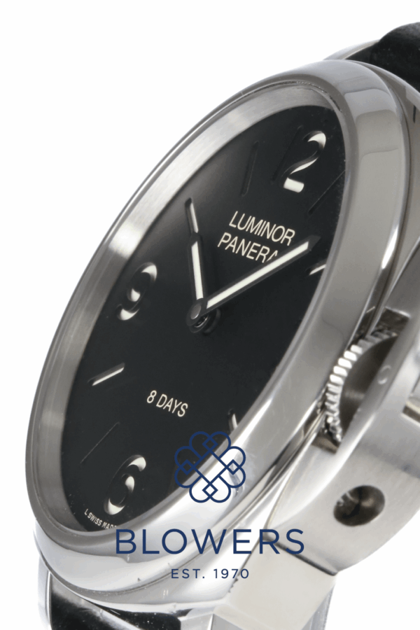 Panerai Luminor Base 8 Days PAM00560