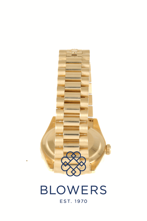 Rolex Oyster Perpetual Day-Date 118238