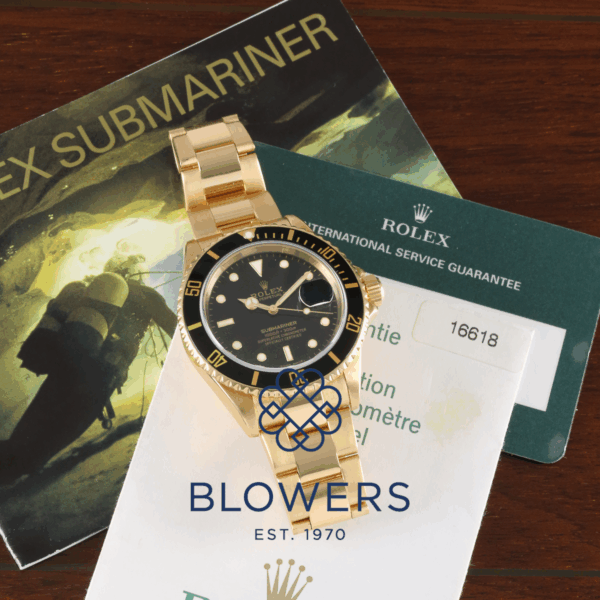 Rolex Oyster Perpetual Submariner Date 16618LN