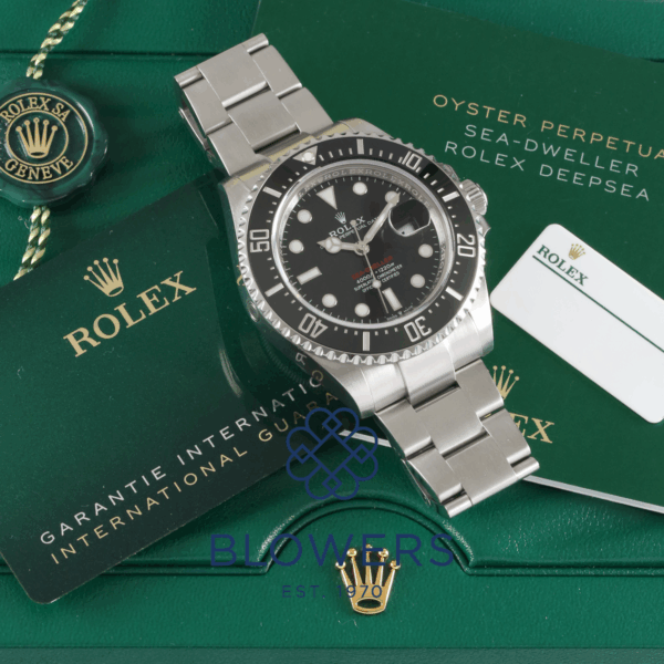 Rolex Oyster Perpetual Sea-Dweller "Red Writing" 126600