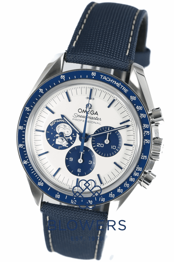 Omega Speedmaster Silver Snoopy Award 50th Anniversary Chronograph 310.32.42.50.02.001