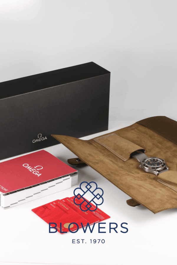 Omega Seamaster Diver 300 M 210.90.42.20.01.001. James Bond No Time to Die