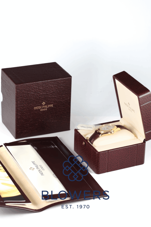Patek Philippe Calatrava 5134J-011