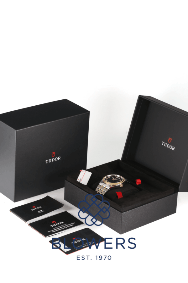 Tudor Royal M28603-0003