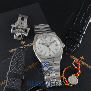 Vacheron Constantin Overseas Self-Winding 4500V/110A-B126